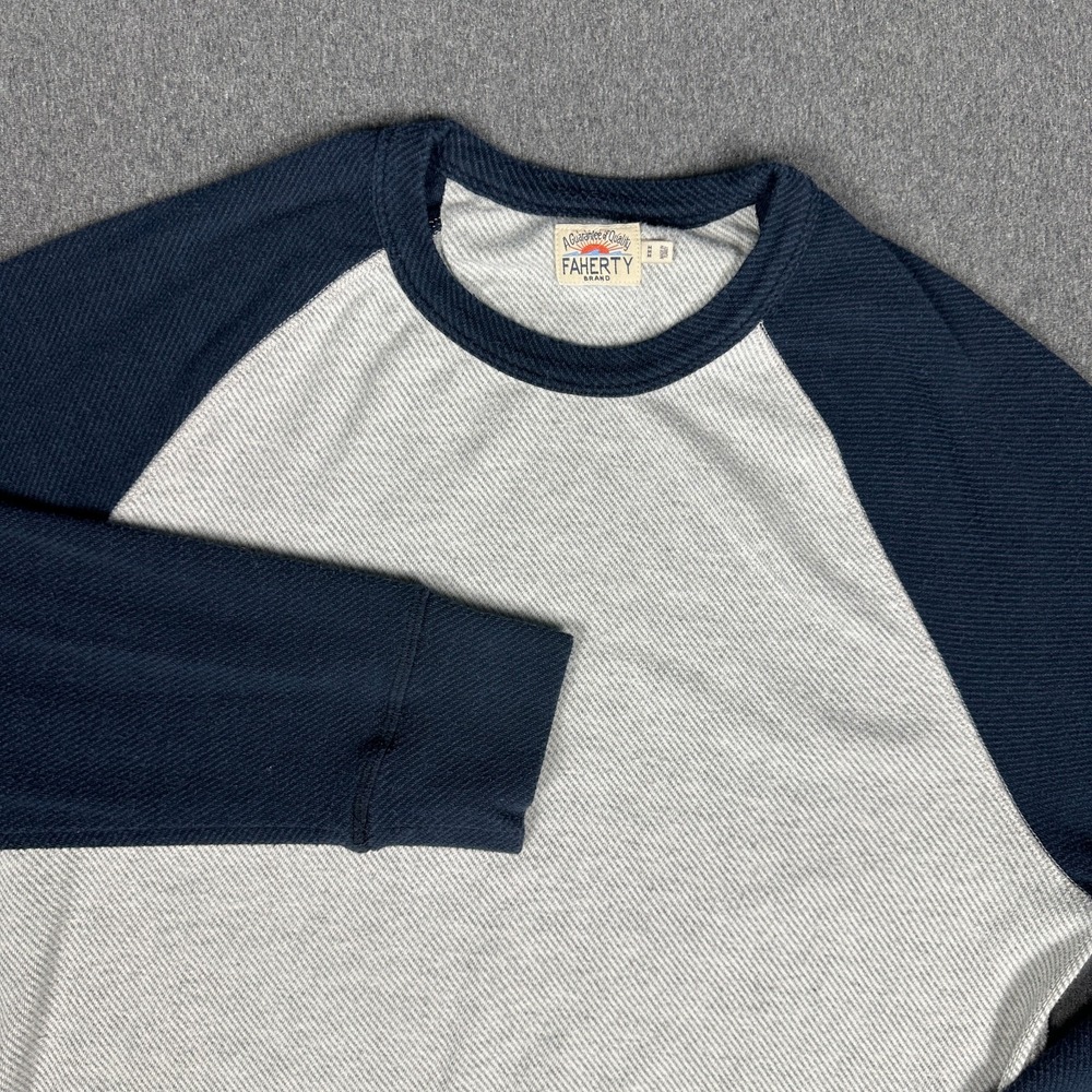 Faherty Brand Raglan Legend Baseball Crewneck Shirt Mens M Gray Navy Long Sleeve